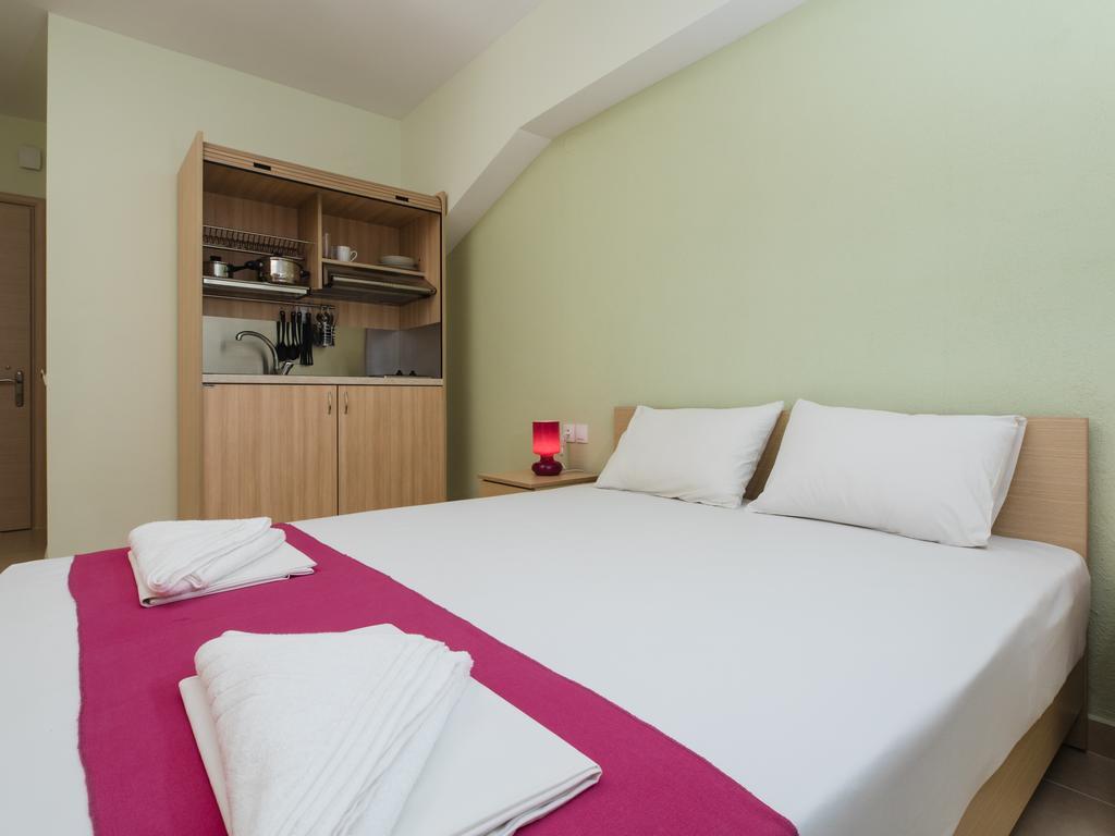 Petite Sirene Studios Paralía Zimmer foto