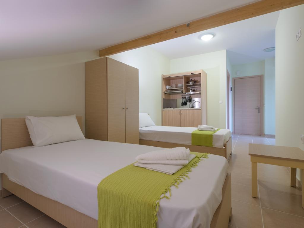 Petite Sirene Studios Paralía Zimmer foto
